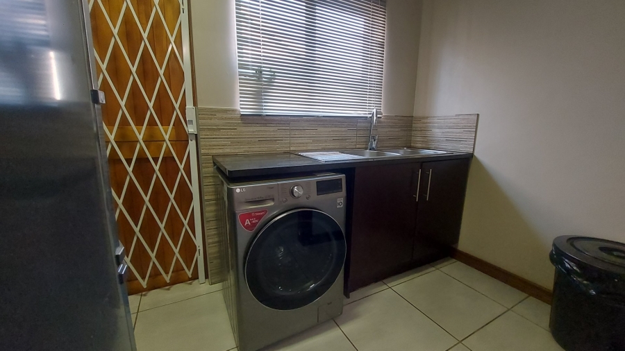 3 Bedroom Property for Sale in Melodie North West